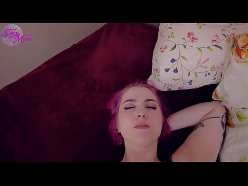 ❤️ Slutty klasgenoat frege om OBG mei har oer te slaan, dus we neukte sûnder kondoom ☑ Porno by wy ❌
